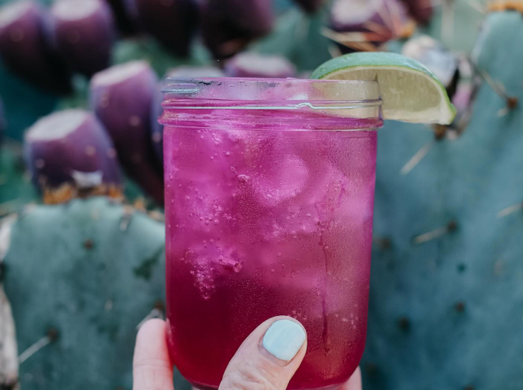 Cocktail from the Pinkies pool truck